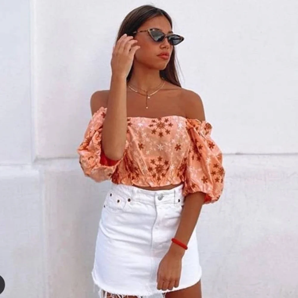 Zara Embroidered Voluminous Crop Top in Salmon - Picture 6 of 14